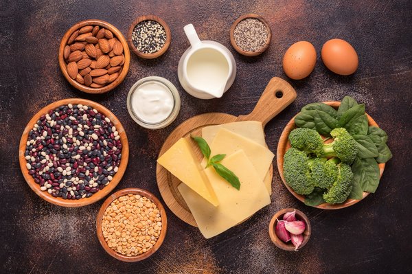 Quelle quantité de calcium est nécessaire pour une tortue boîte adulte?